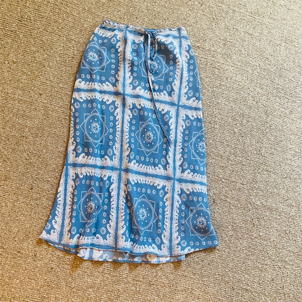Urban outfitters blue sun skirt Xs